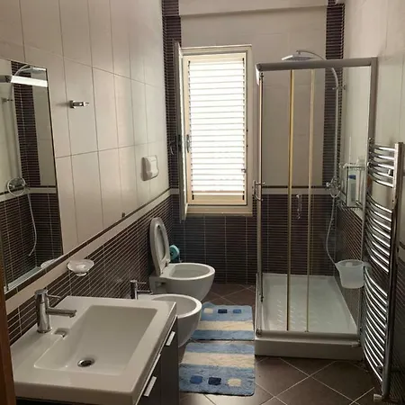 Albjona Bed & Breakfast *